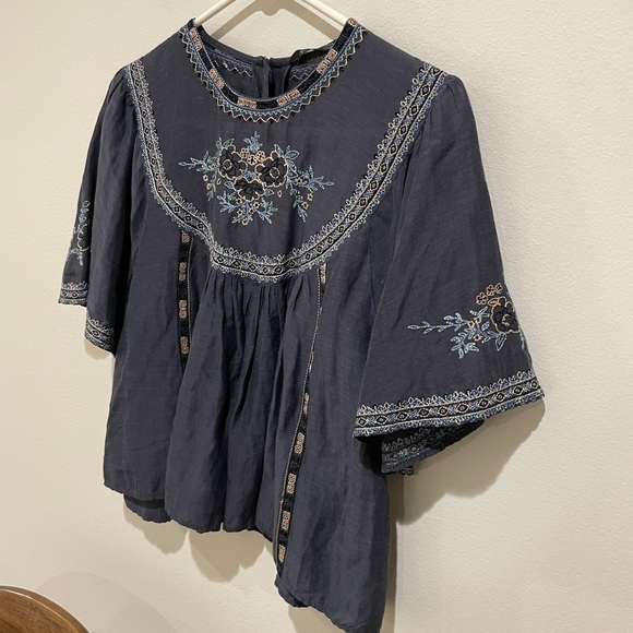 ZARA linen Floral Embroidered Blouse Oversized M Boho Festival Huipil Top Blue F - Picture 3 of 5